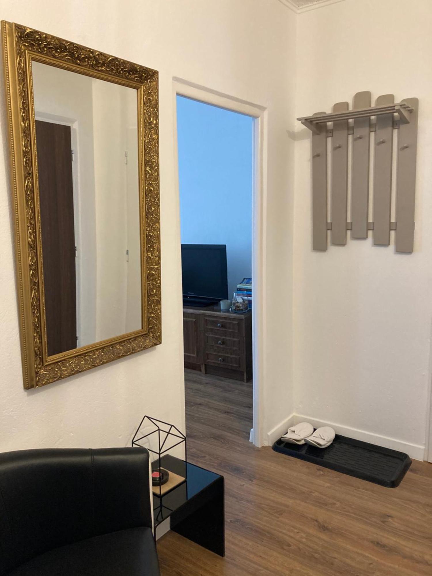 Utulny Apartman Blizko Centra Michalovce Exterior photo